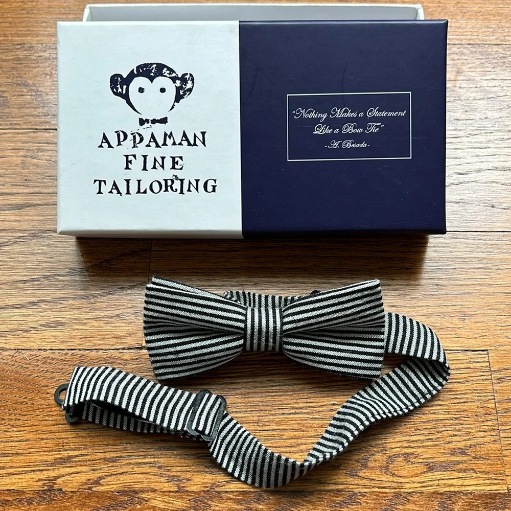 Appaman boys striped bow tie, one size